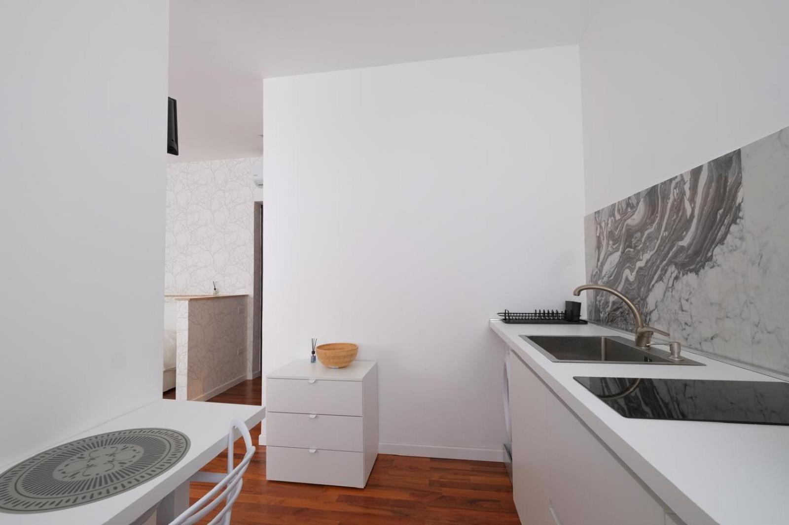 The Apulian Loft II Bari - Via Celentano Apartamento Exterior foto