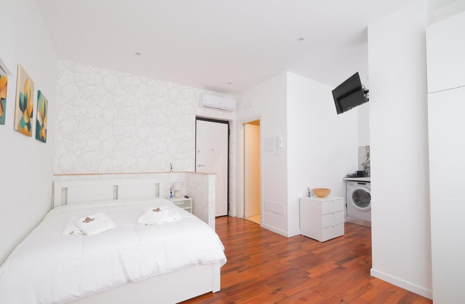 The Apulian Loft II Bari - Via Celentano Apartamento Exterior foto